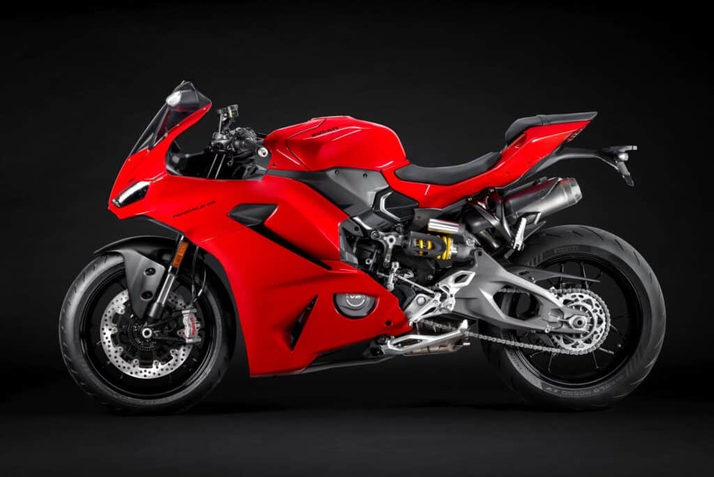 All the Motorcycles with Cruise Control — The Cheapest, the Coolest, and the Rest 15 2025 Ducati Panigale V2 LHS
