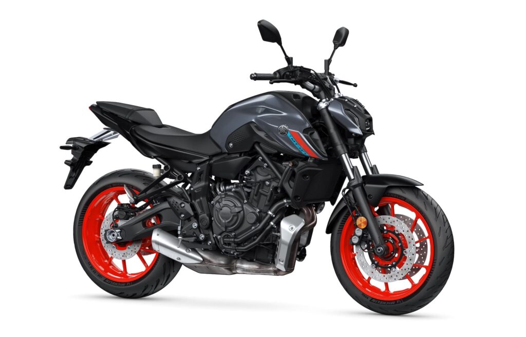 2021 Yamaha MT-07 black and orange