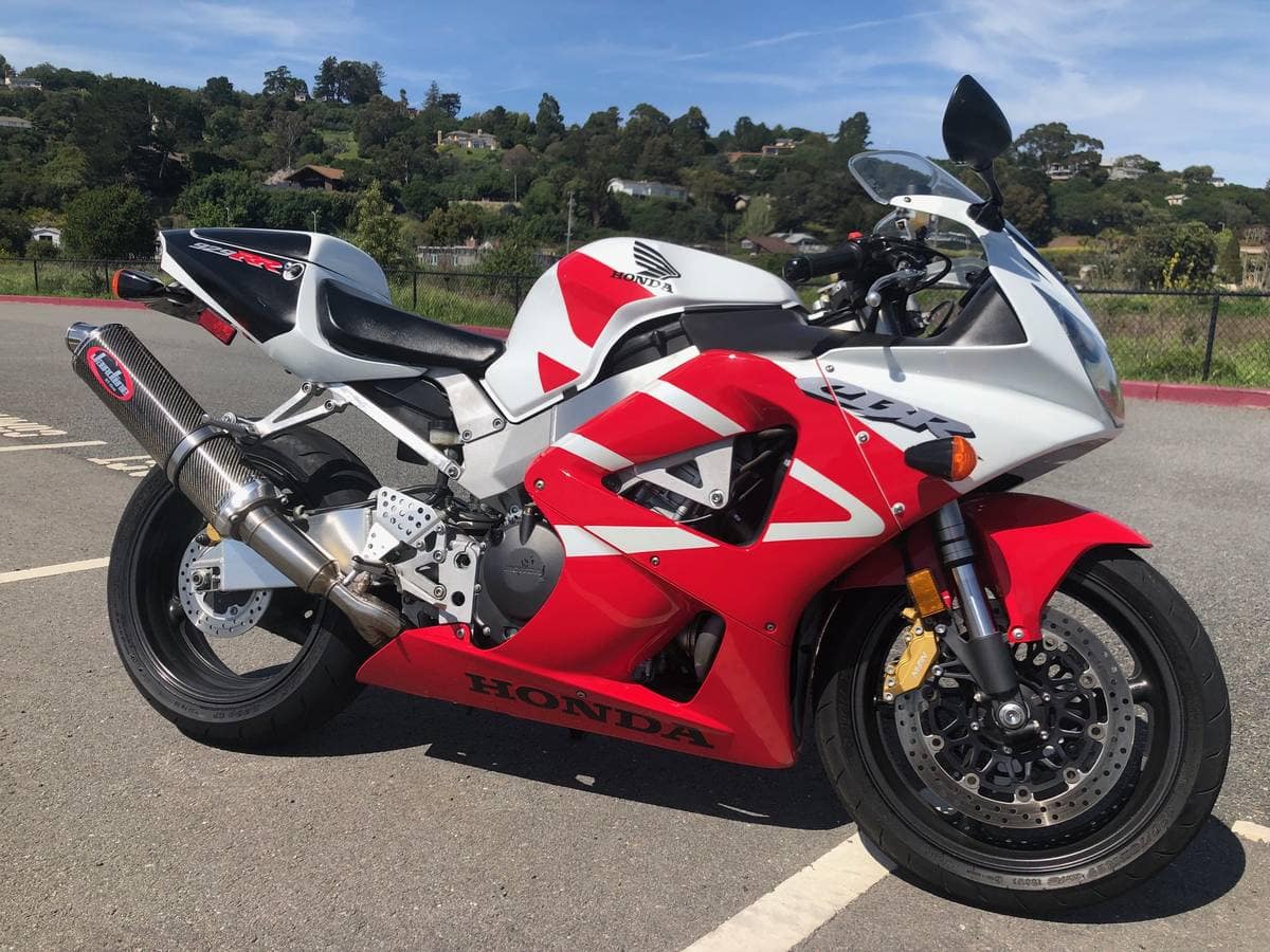 Red and white 2000 Honda 929RR