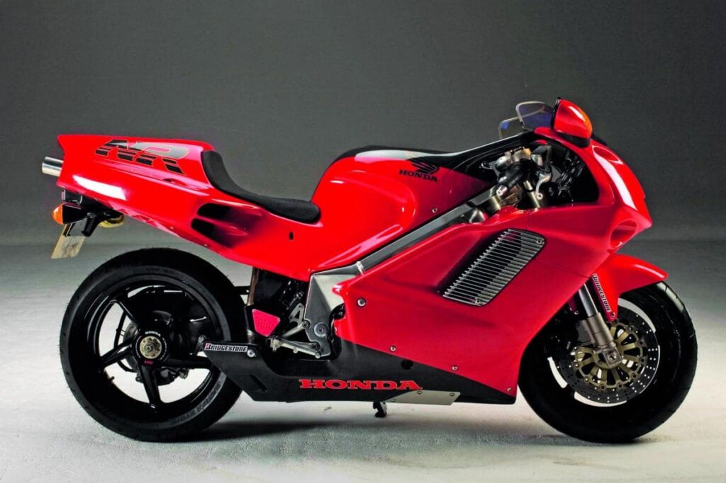 Honda NR750, design that inspired some elements of the Ducati 916