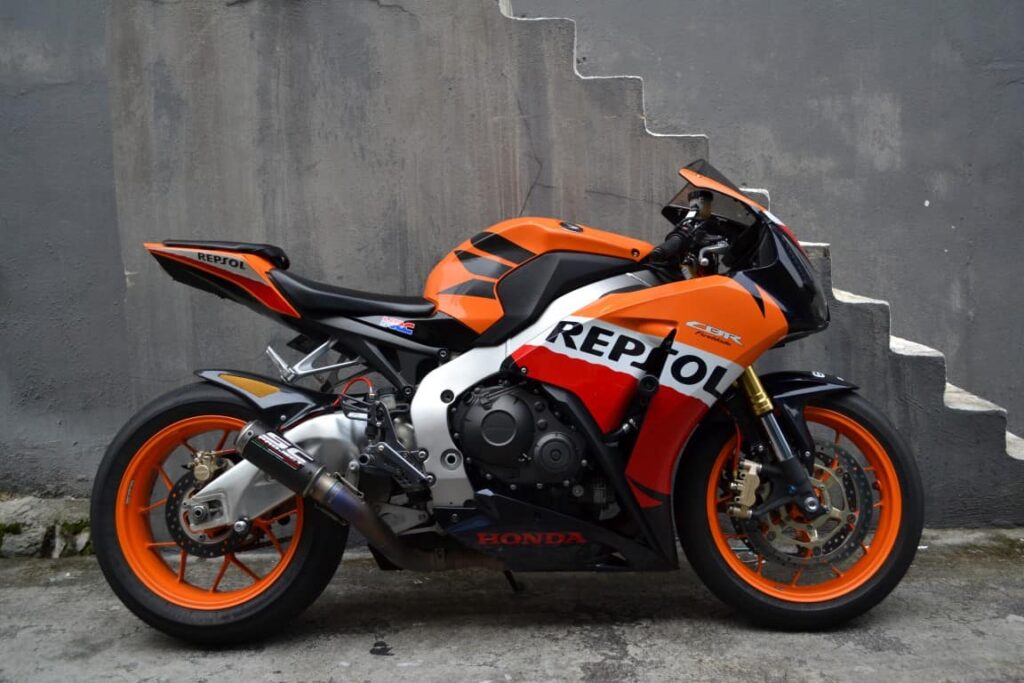 Repsol Honda CBR1000RR Fireblade from 2013, lightly customised