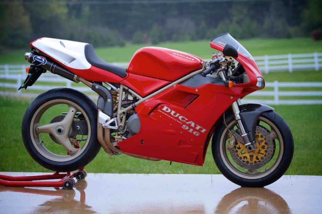 The rare Ducati 916 SPA (955) - one of the rarest Ducati superbikes to buy. 955cc engine