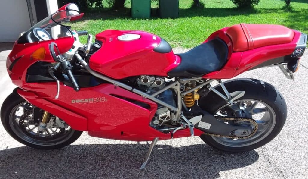 Ducati 999S at inspection