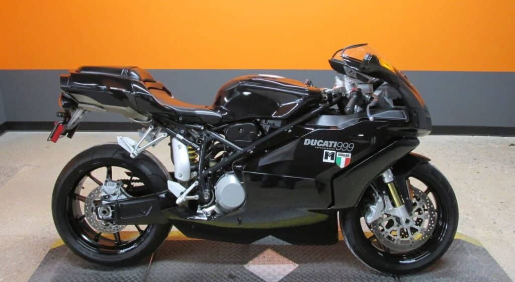 Black ducati 999, part of my Ducati 999 Review