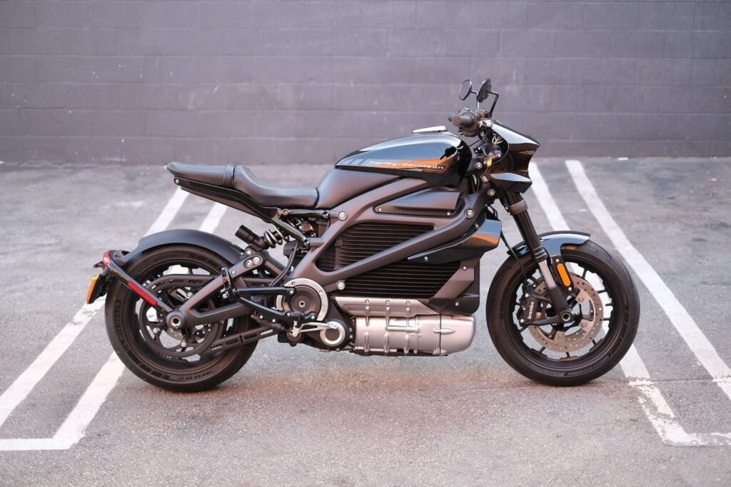 Electric harley hot sale livewire