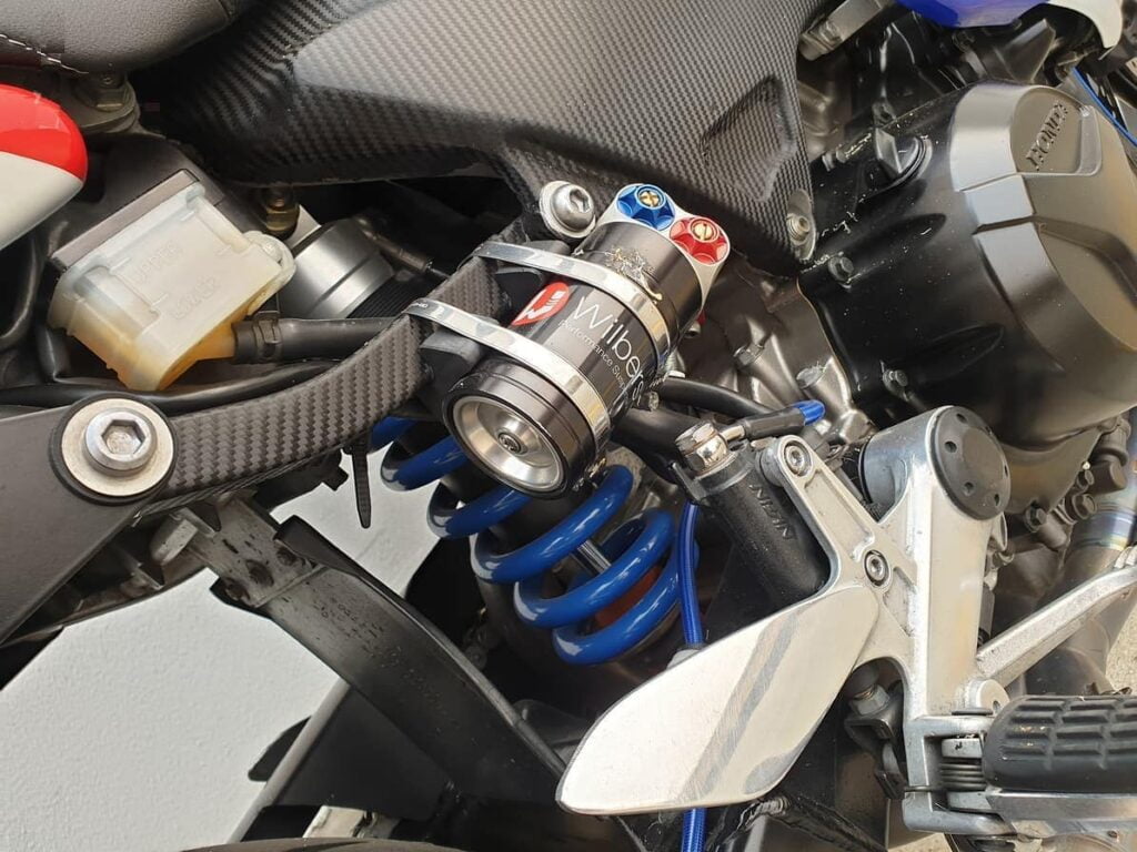 Modified rear shock for Honda VTR1000F Firestorm - Wilbers