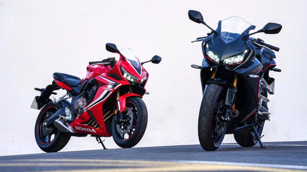 Honda CBR650R, Red and black models