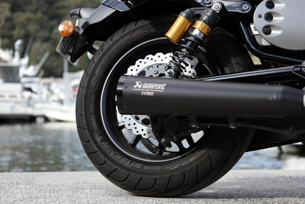 yamaha bolt exhaust mod