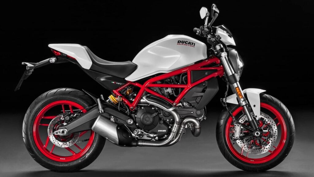 Ducati Monster 797 - the most modern Ducati with old-school technology