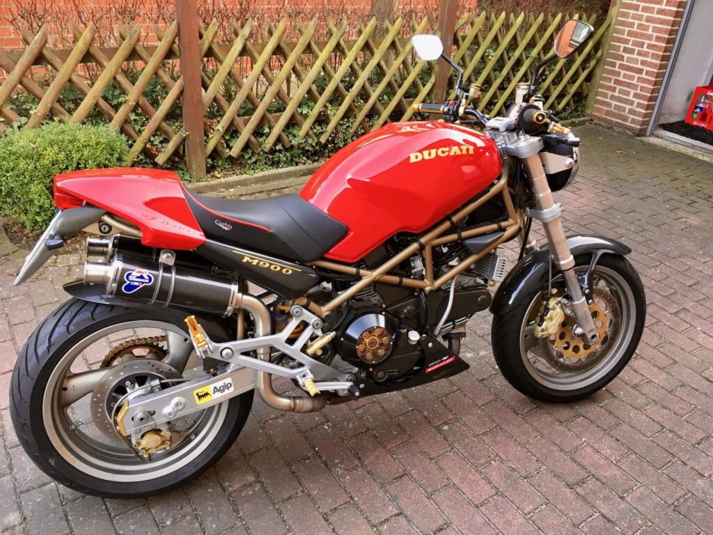 Ducati Monster 900 with under-the-seat termignoni exhaust and open dry clutch