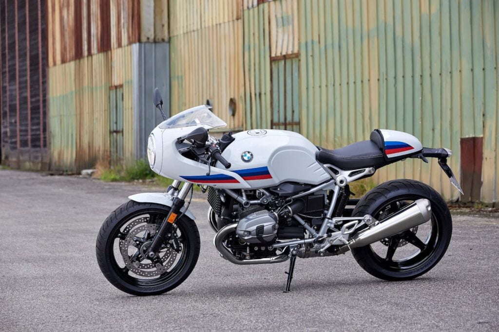 2017 BMW R nineT Racer in industrial setting (press image)