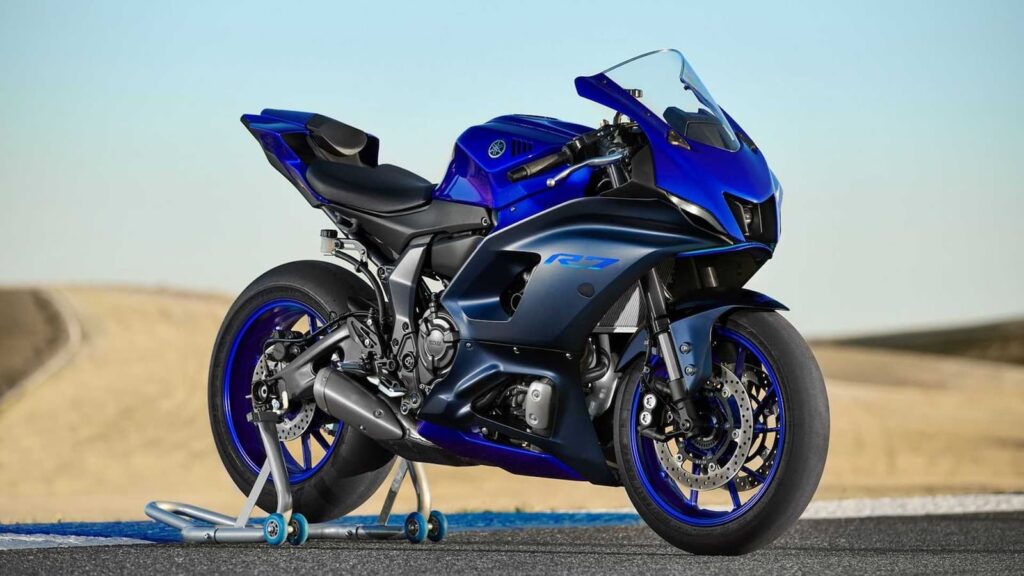 Blue and black 2021 Yamaha YZF-R7 on track