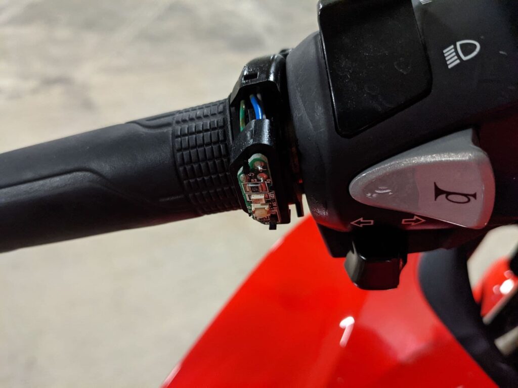 Maintaining VFR800 — broken heated grip switch