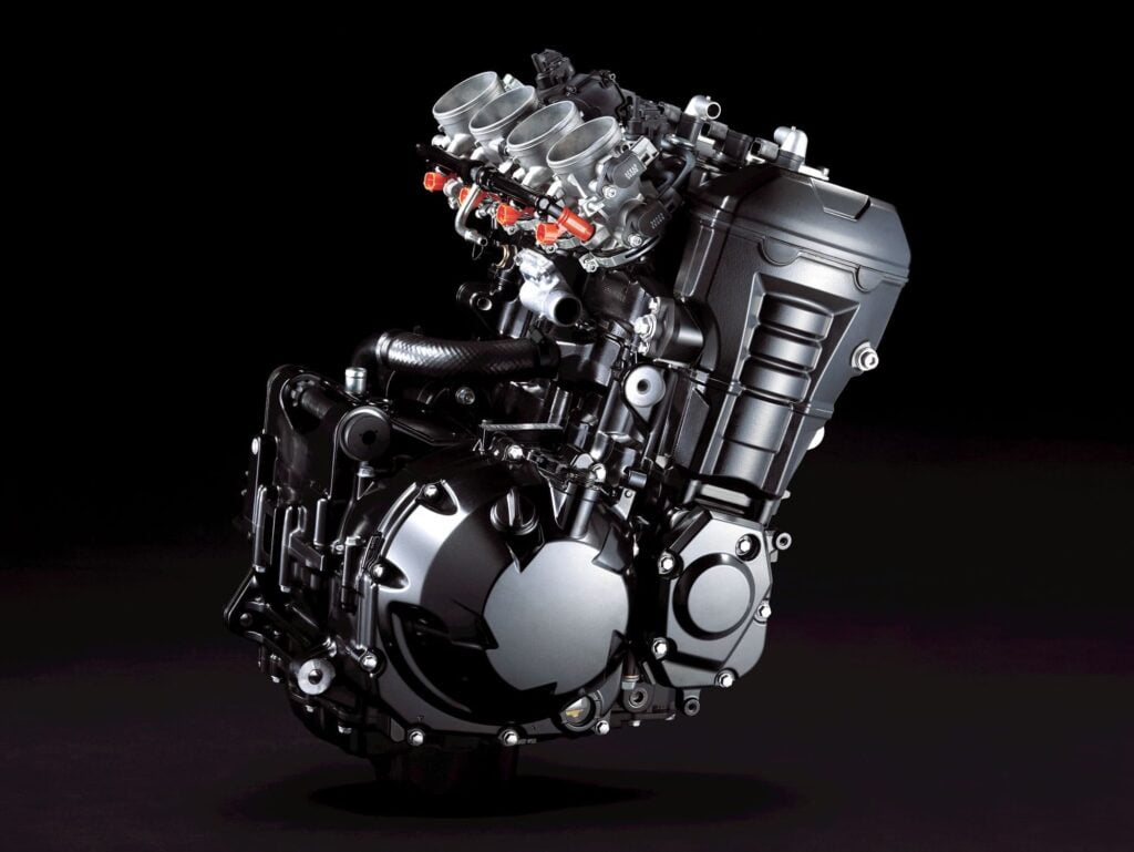 https://motofomo.com/wp-content/uploads/2021/07/2011-2013-Kawasaki-Ninja-1000-engine-block-1024x769.jpg