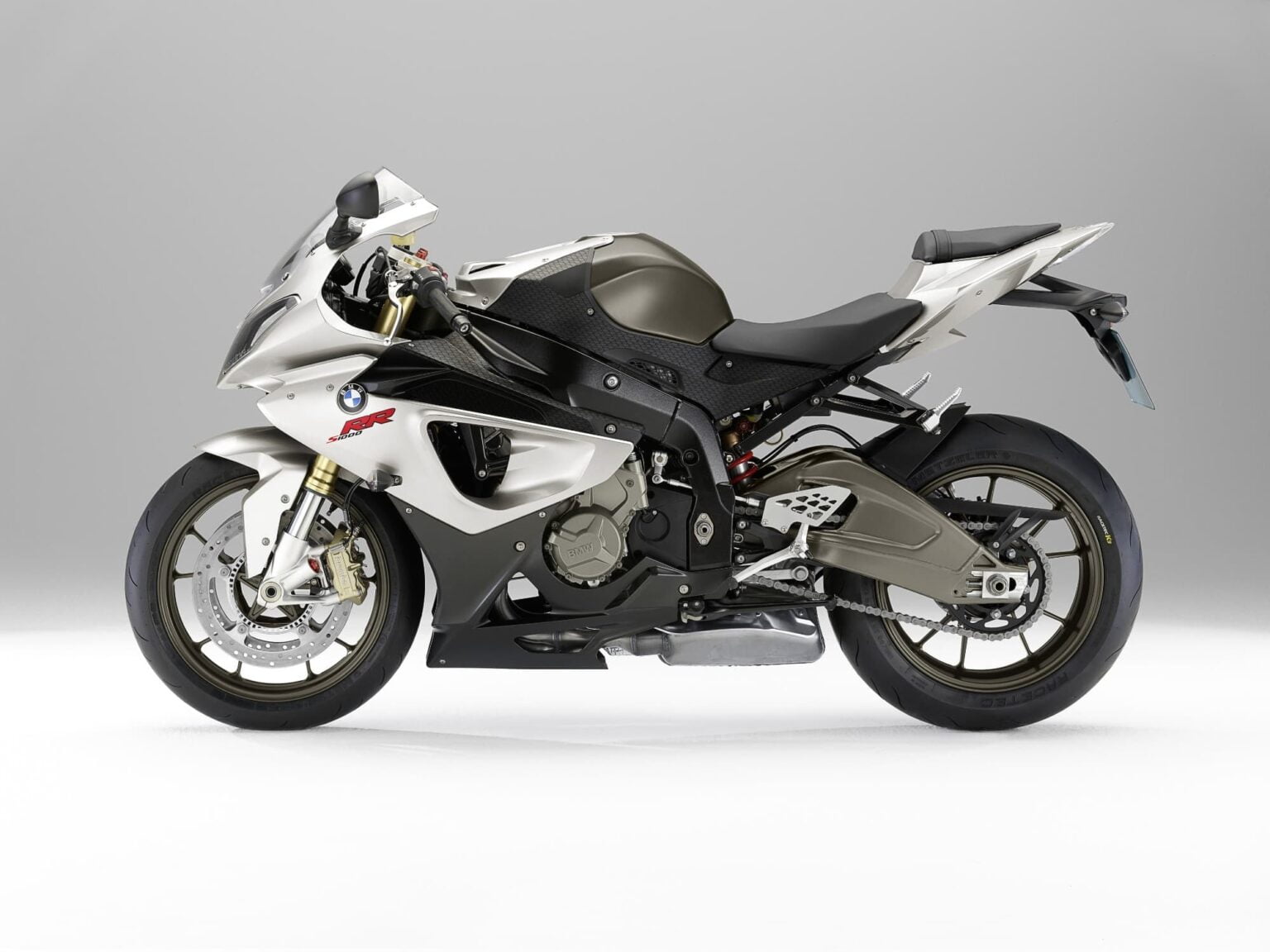 BMW S 1000 RR Buyer's Guide — Speed + Sensibility (MY2023)