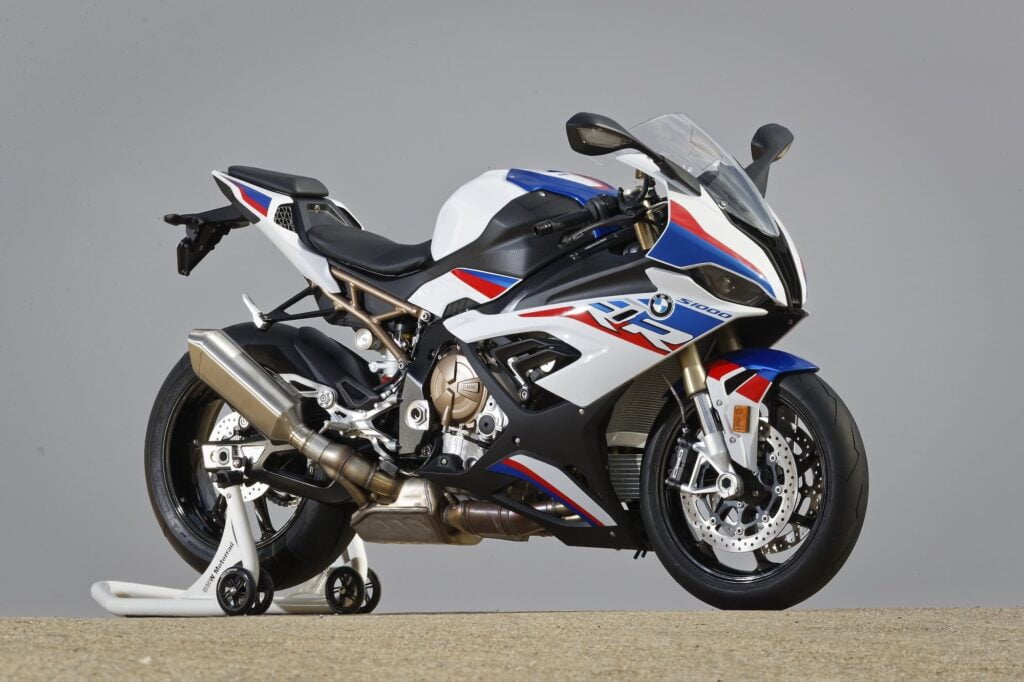 2019 2020 BMW S 1000 RR on track