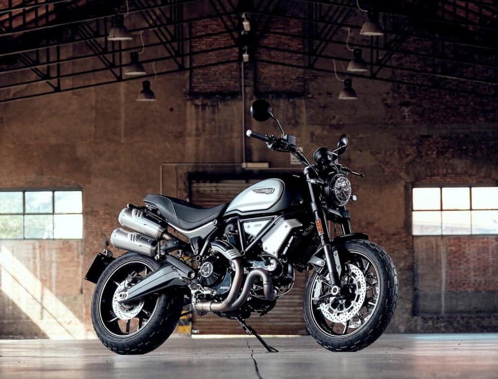 Ducati Scrambler 1100 Dark Pro air:oil-cooled