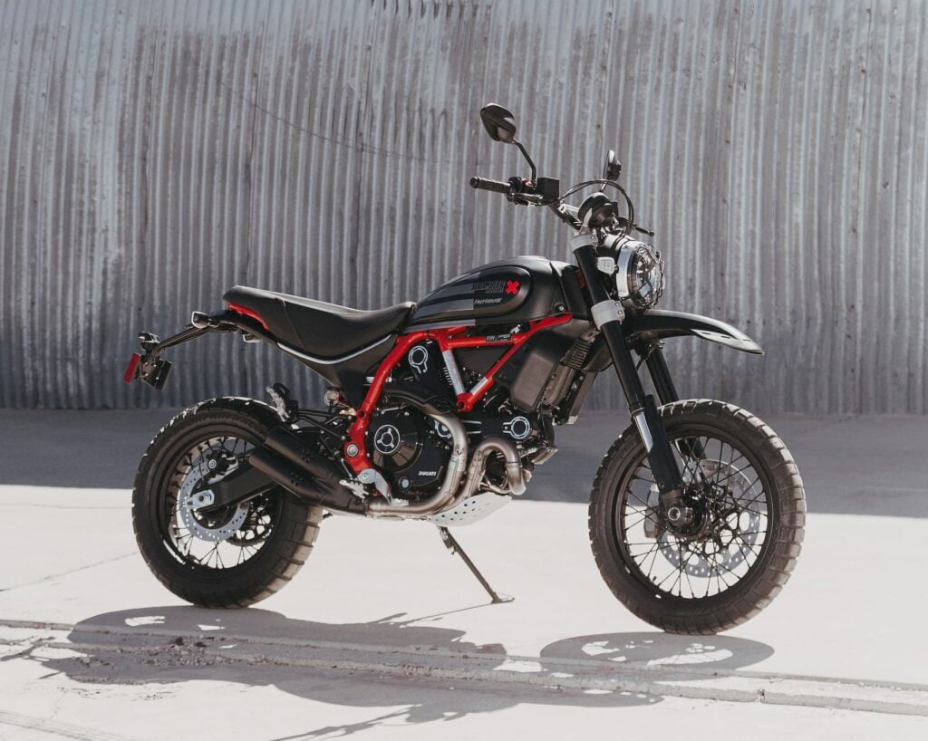 Ducati Scrambler 800 Desert Sled air-cooled