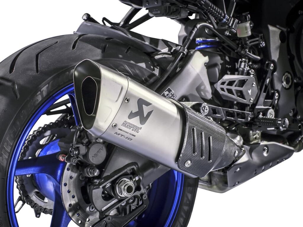 how to pronounce akrapovic on a yamaha mt-10