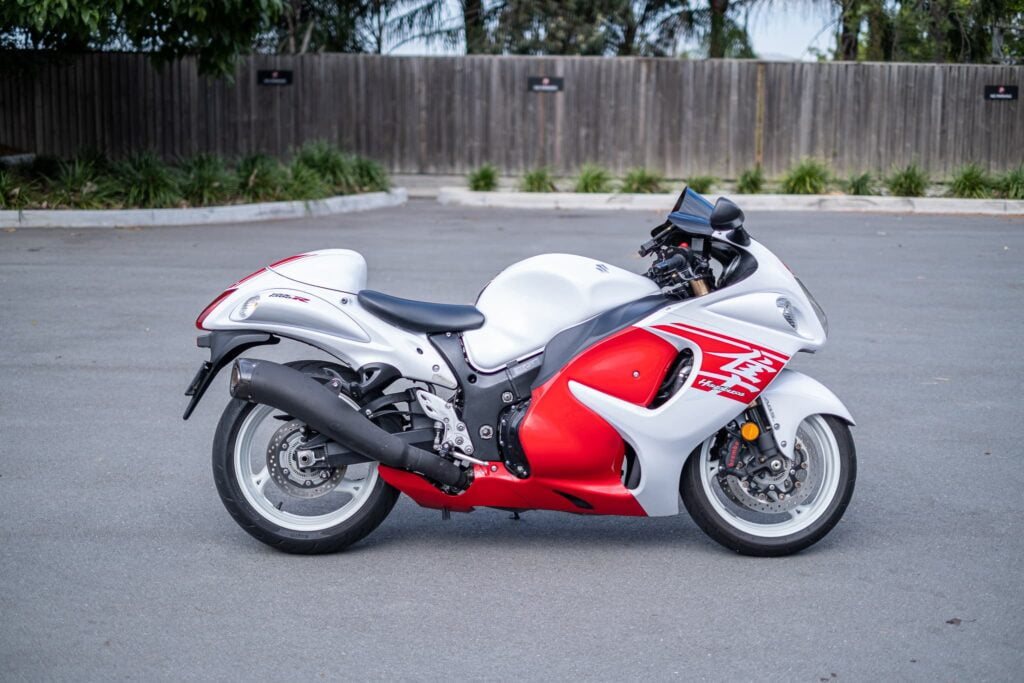 2018 Gen 2 Suzuki Hayabusa GSX1300R red and white - rhs, parking lot