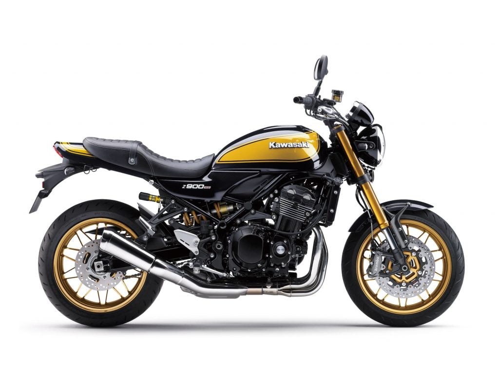 2022 Kawasaki Z900RS Se high res RHS studio image