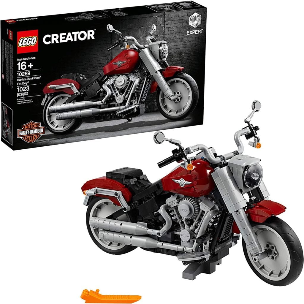 Gift ideas for motorcyclists — Harley-Davidson Fat Boy kit with box