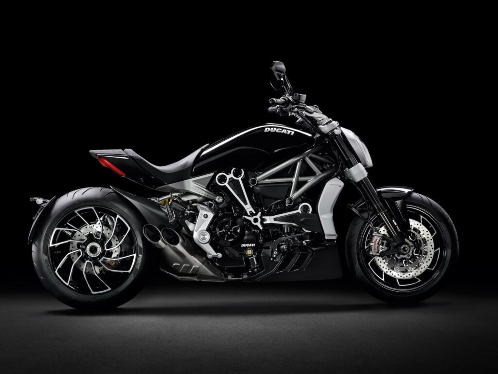 2015 EICMA most beautiful bike — Ducati XDiavel S 1