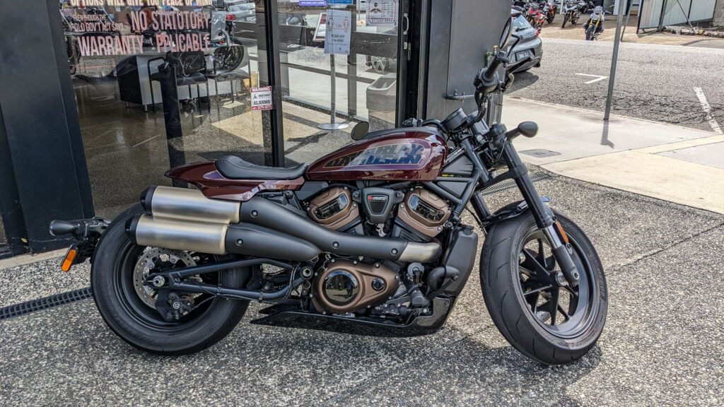 Harley Davidson Sportster S 2023: ficha técnica, preço e itens de série