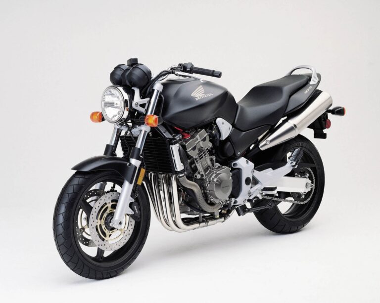 A Guide to Buying (Another) Honda 919 / CB900F Hornet 900