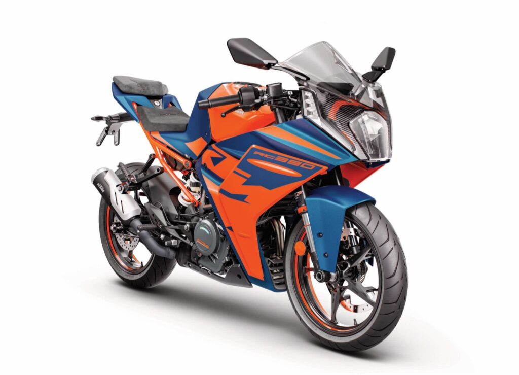 2022 KTM RC 390 Blue orange studio