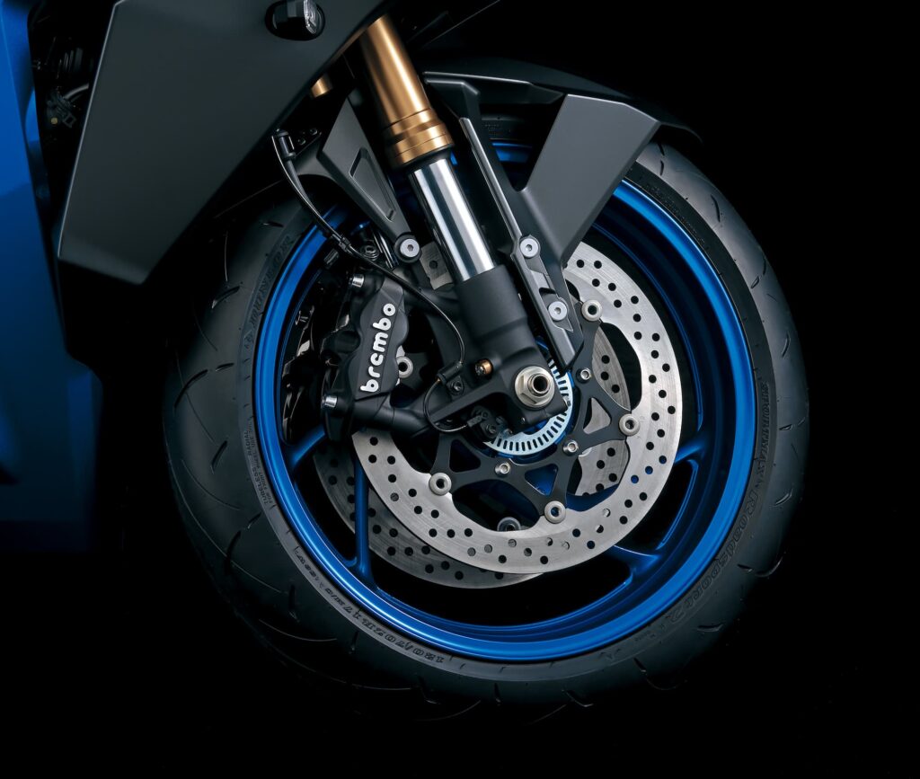 Suzuki GSX-S1000GT suspension and brakes