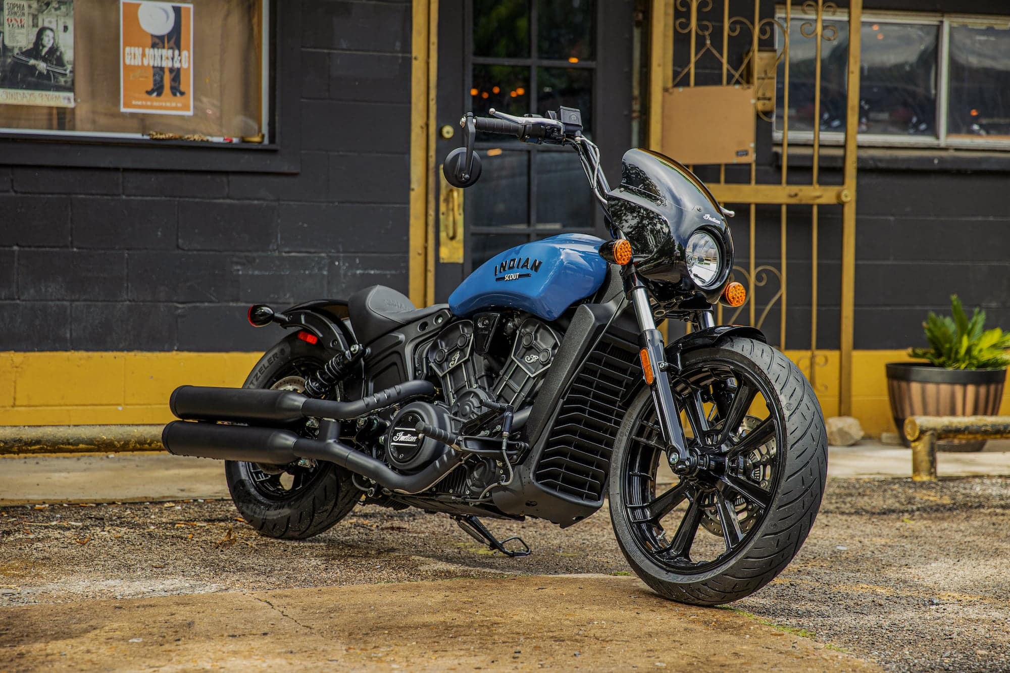 2022 Indian Scout Rogue