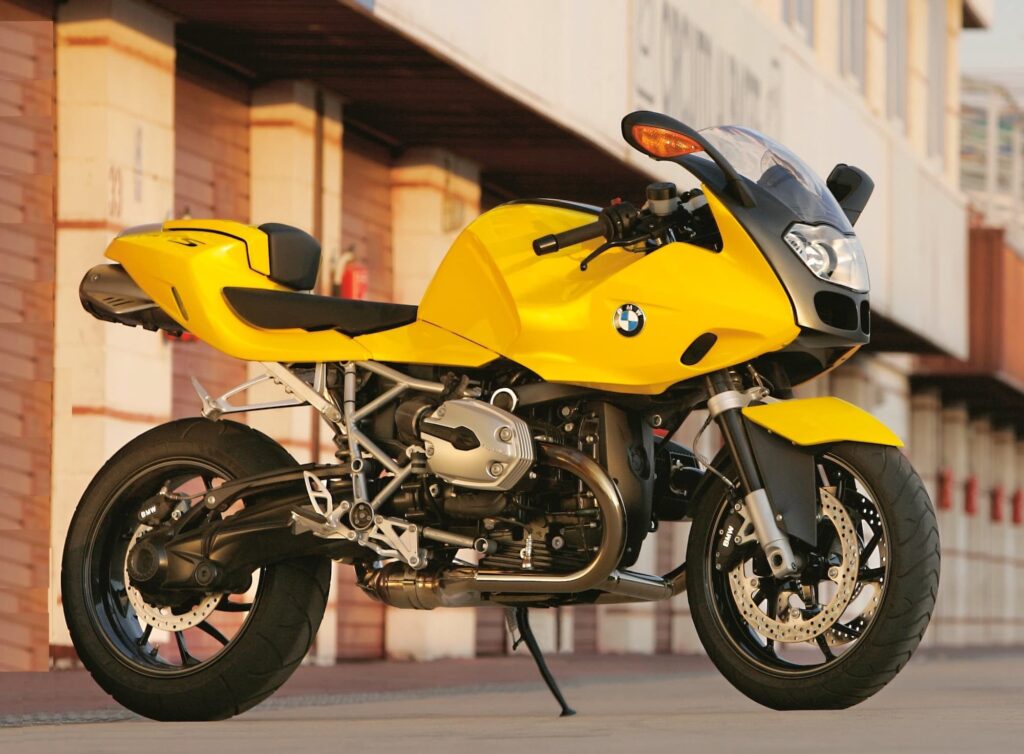 BMW R 1200 S Yellow Static RHS edited