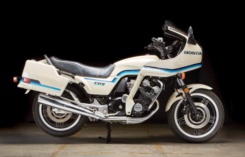Honda CBX1000 RHS studio