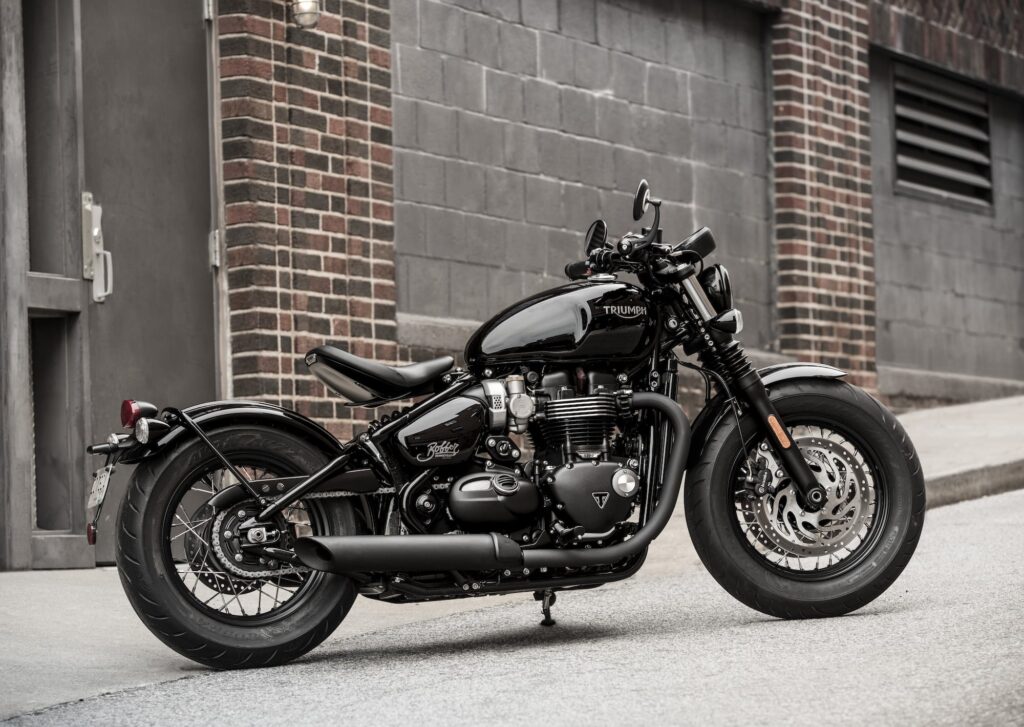 Triumph Bonneville Bobber Black RHS static