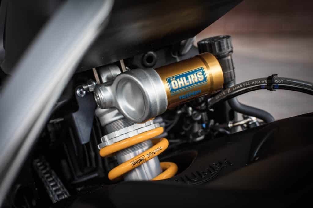 Triumph Street Triple RS 765 Detail Ohlins shock