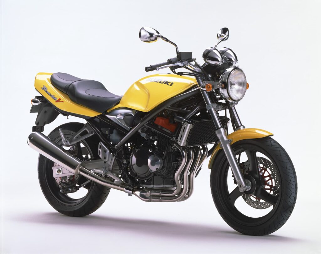 1995 Suzuki Bandit 250V studio image with variable valve timing web