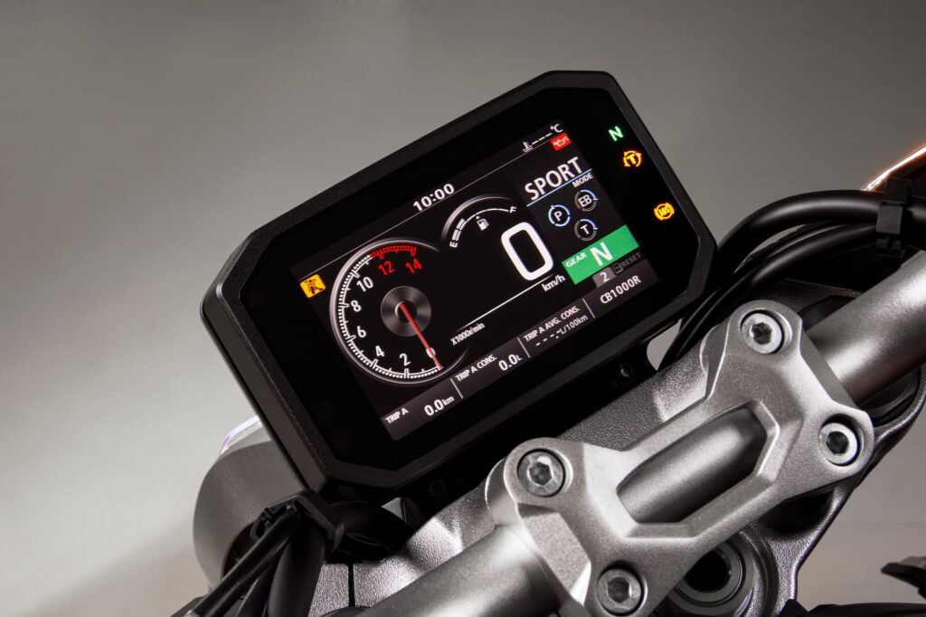 Honda CB1000R 2nd gen digital display