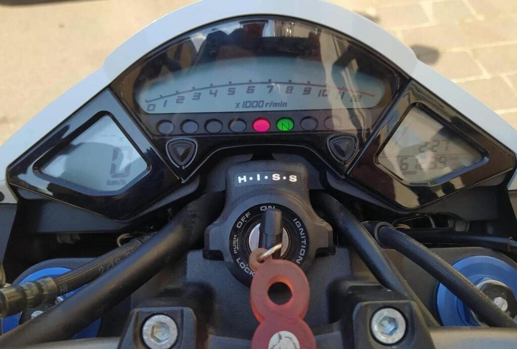 Honda CB1000R first gen information cluster dash gauges 2 daylight