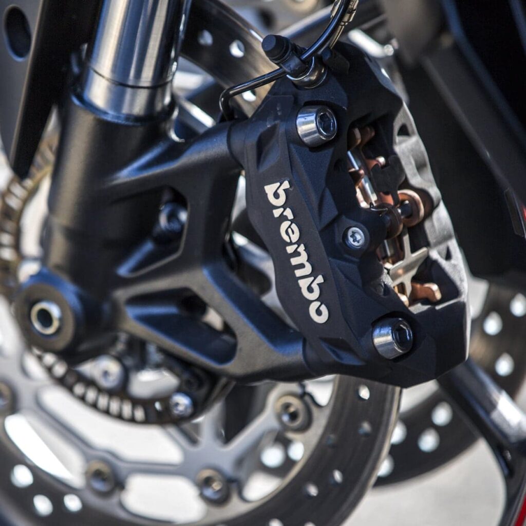 Radial Mount Caliper Triumph Street Triple R