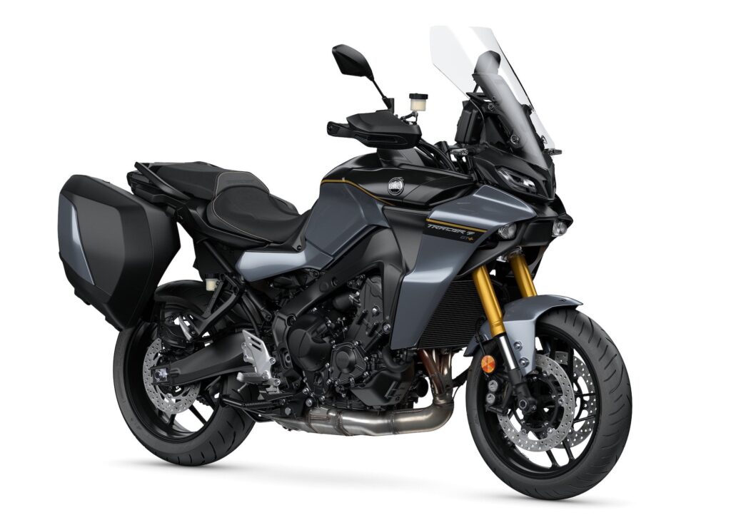 2023 Yamaha MT-09 Tracer GT+ studio front 3-4 with active cruise web