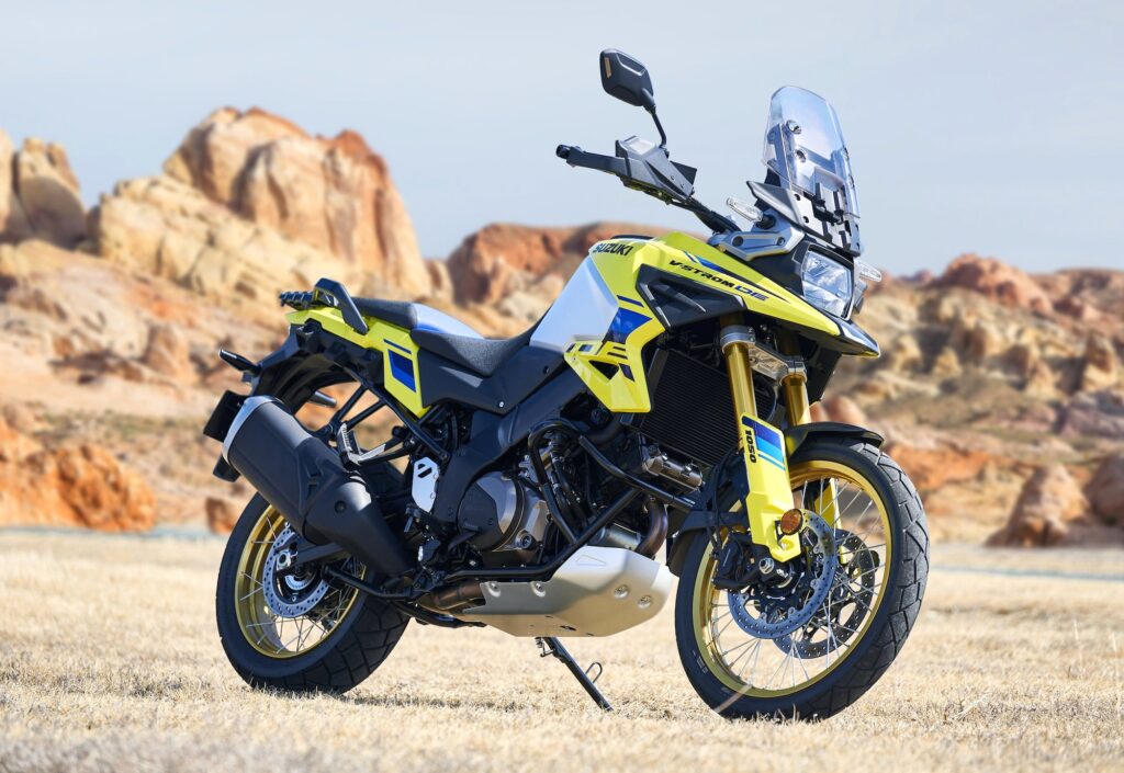 Suzuki DL1050 V-Strom 1050 DE large RHS static