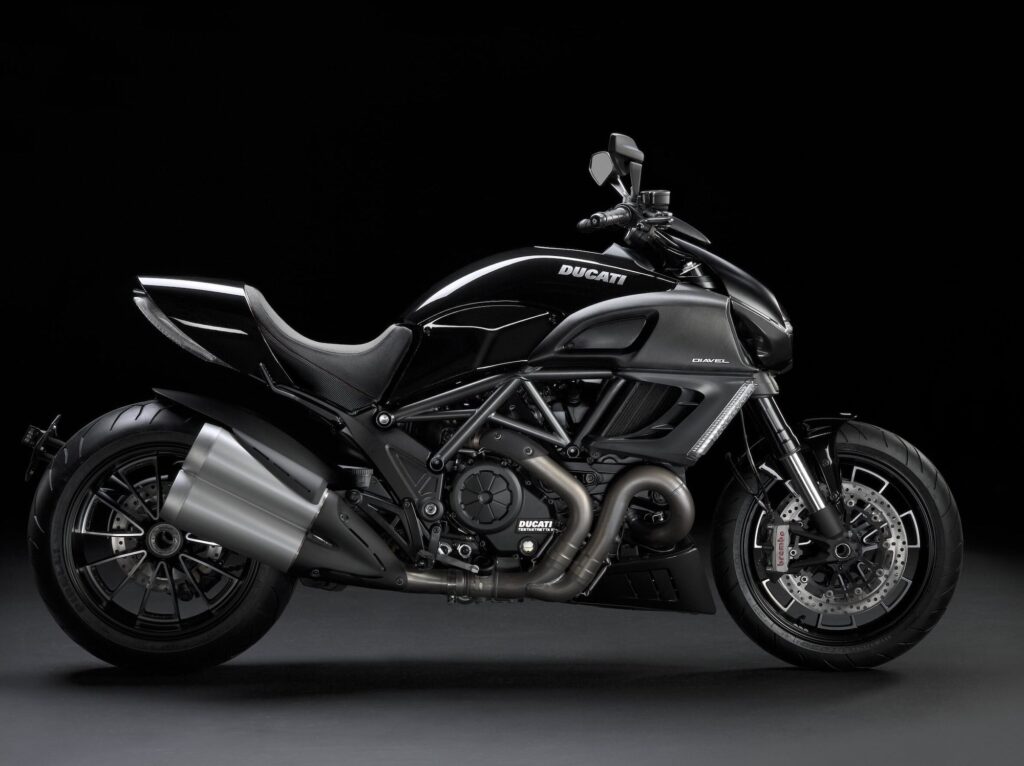 Black Ducati Diavel Base Model 2011-2014 studio rhs