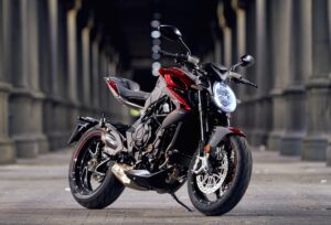 Middleweight Naked Sport Bikes You Can Buy Now (2023)