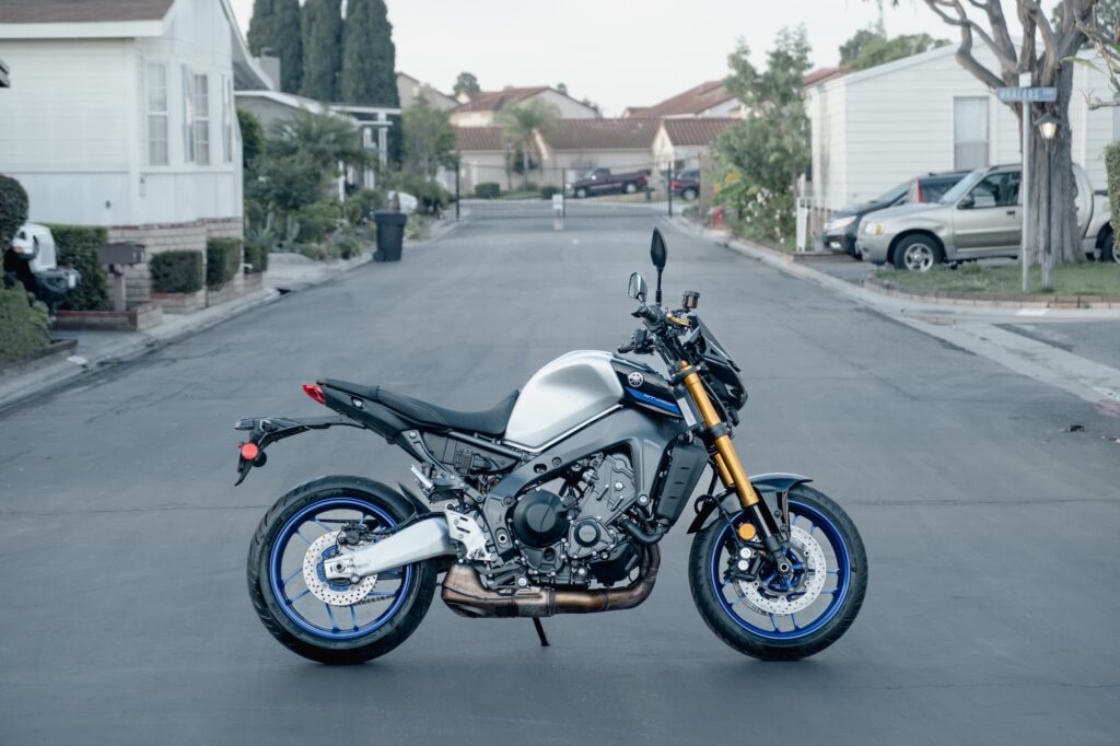 2021 Yamaha MT-09 SP RHS suburban static