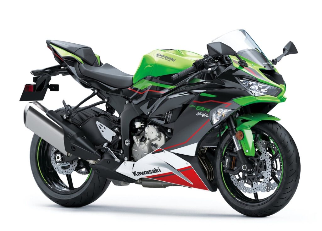 2022 Kawasaki ZX-6R 636 KRT RHS 3-4 studio