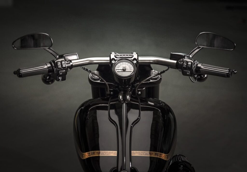 2016 Harley-Davidson Pro Street Breakout FXSE Handlebar