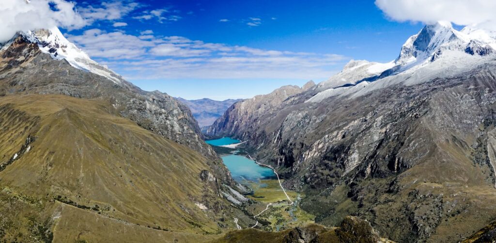 View of the Llanganuco Lagoon, 106, Huascaran National Park web