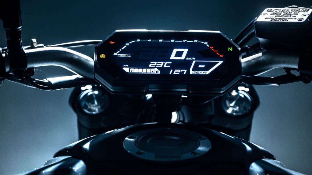 2021 Yamaha MT-07 lcd instrument cluster