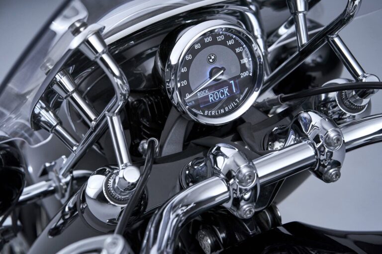 Bmw R45 Instruments BMW R 18 Buyers Guide — The Last Classic Air-Cooled BMW